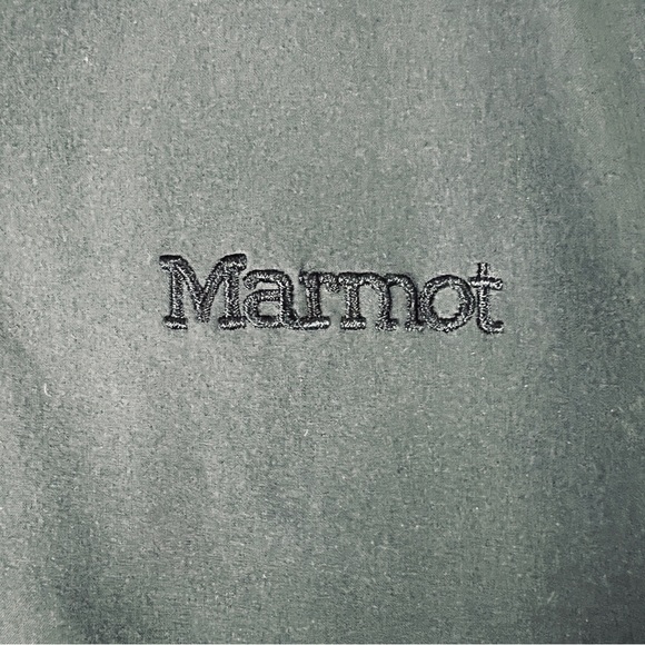 Marmot Women’s Black Furlong Jacket with Brown Faux-Fur Hood, Size Medium - Picture 2 of 13